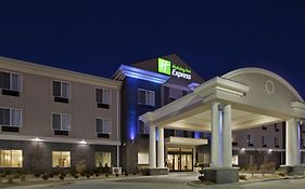 Holiday Inn Express & Suites Pittsburg By Ihg